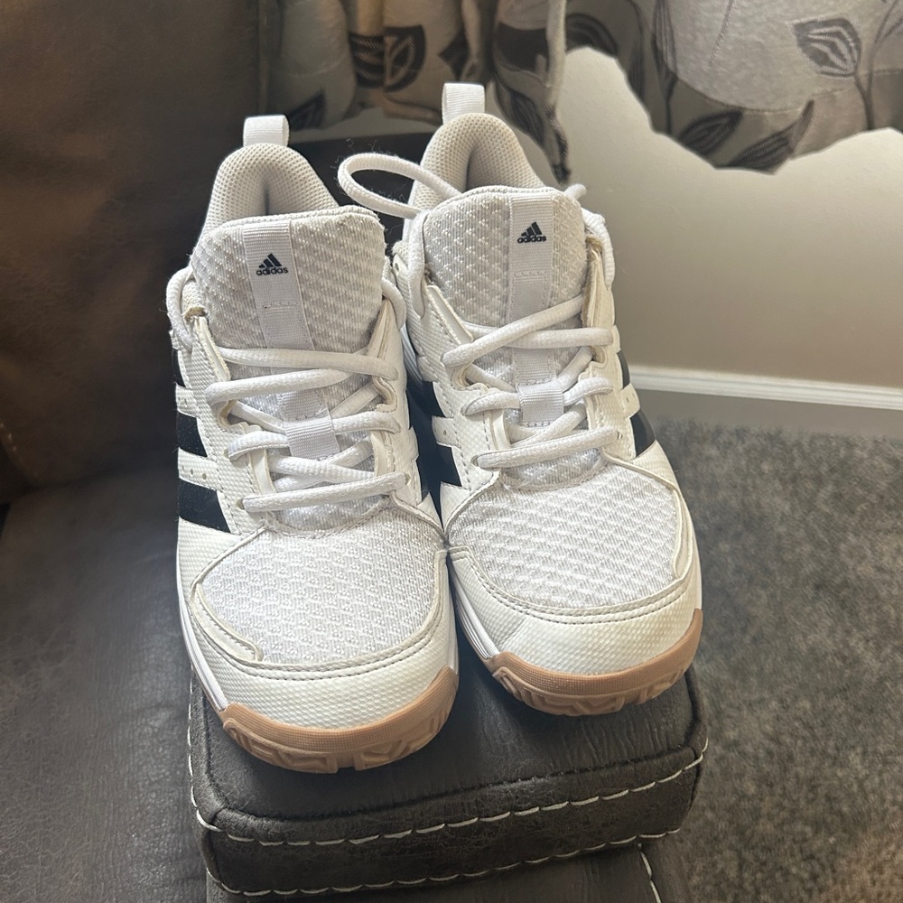 Kids indoor hockey or soccer shoes
